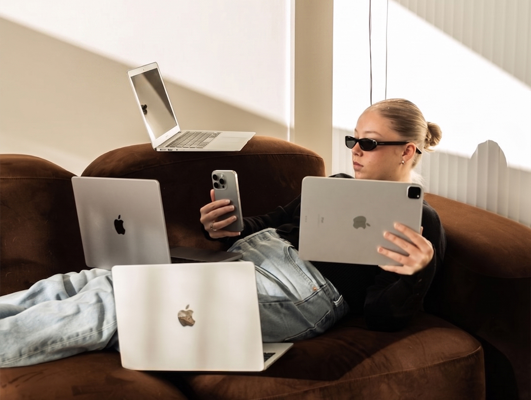 Founder learning and working across multiple digital devices